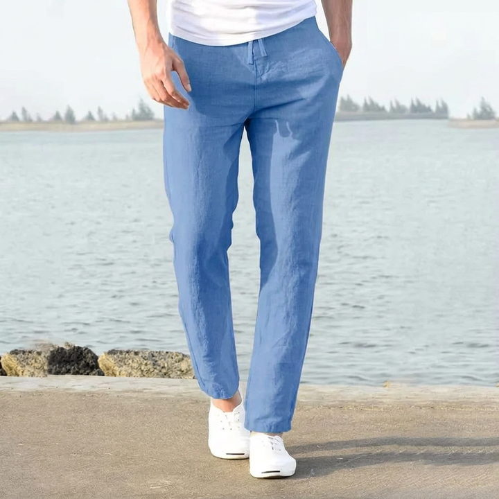 Herenkleding CJ26: Zomerbroek met trekkoord en rechte pijpen, van linnen/katoen voor extra comfort.