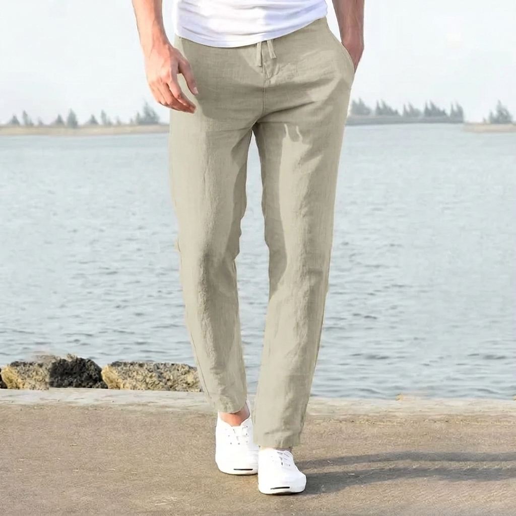 Modieuze herenbroek CJ26, casual met trekkoord en rechte pijpen. Katoen/linnen mix voor dagelijks comfort.