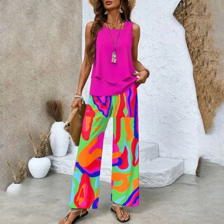 Perfecte zomerkleding set voor dames: gelaagde top en wijde broek, ideaal voor comfort en stijl in de zon.