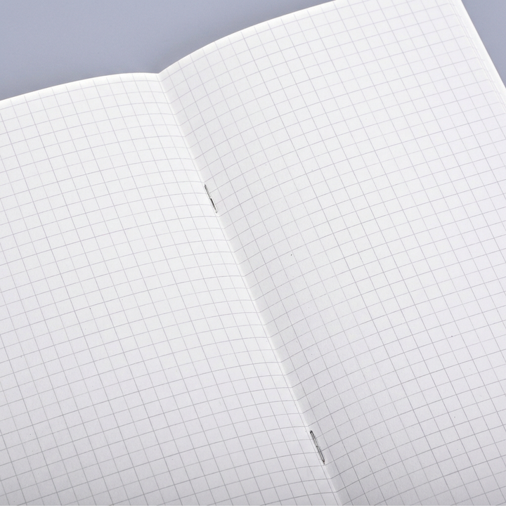 Kwalitatieve navulling voor universeel notitieboek; essentieel papier voor al je schrijf- en planningsbehoeften.