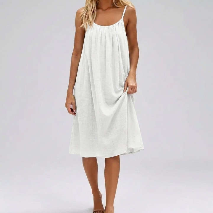 Luchtige casual zomerjurk voor vrouwen (CJ26) met open rug, perfect voor strand of terras.