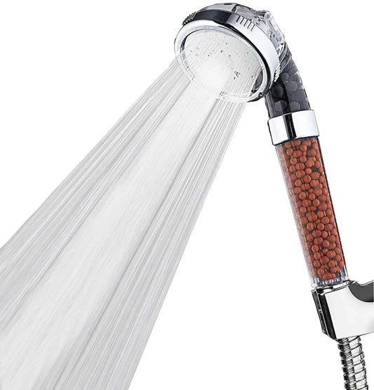 "Hoge druk waterbesparende douchekop met mineraal filter en stijlvolle glazen kop, geschikt voor spa-ervaring thuis."