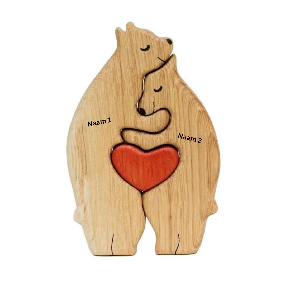 Uniek persoonlijk cadeau: een houten berenfamilie decor, ideaal als warmtegevende huisdecoratie.