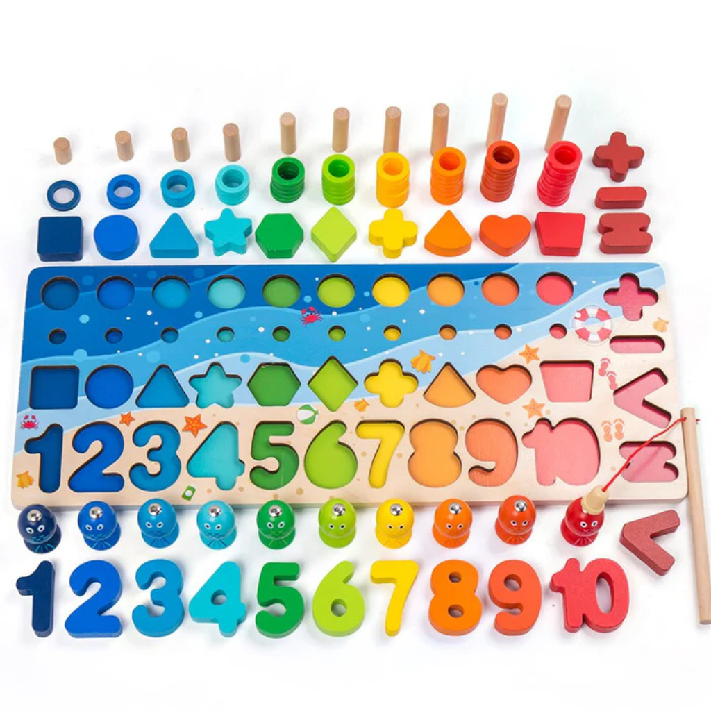 "Houten Montessori speelbord met educatieve elementen zoals cijfers en vormen, duurzaam en kleurrijk voor baby en peuter."