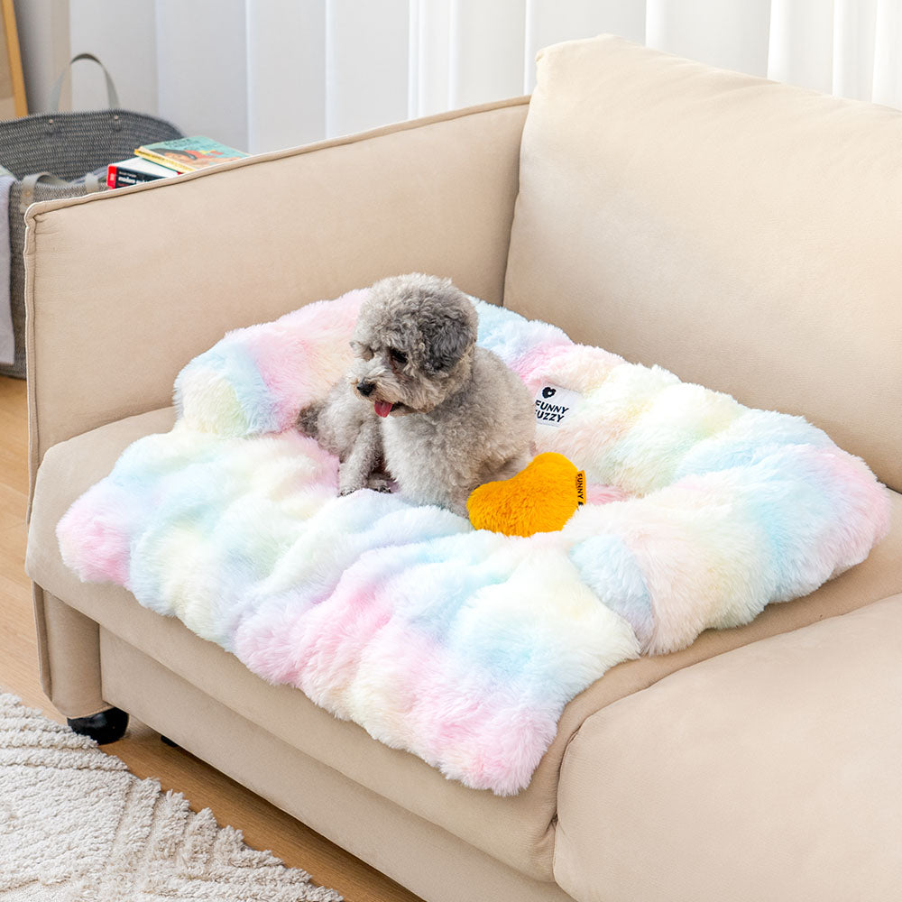 Ultrazacht pluche hondenbed PlushNest voor ontspanning, met antislip en machinewasbaar design.