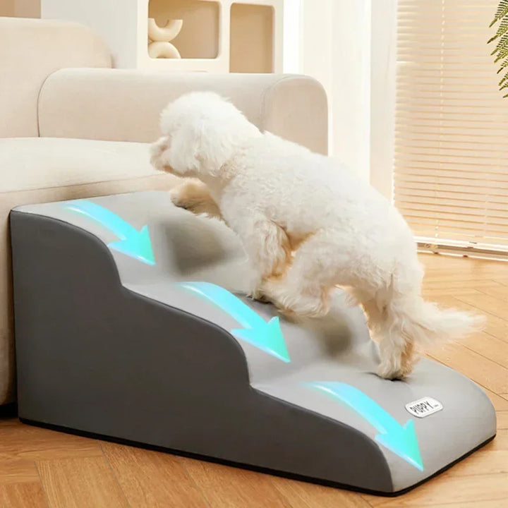 Huisdiertrap voor veilige toegang tot bank en bed, ideaal voor kleine honden en oude katten.
