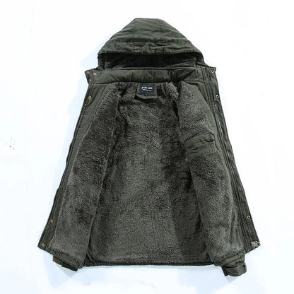 Hunter winterjas voor heren met fleece voering, robuuste buitenlaag en afneembare capuchon; stijlvol en warm in de kou.