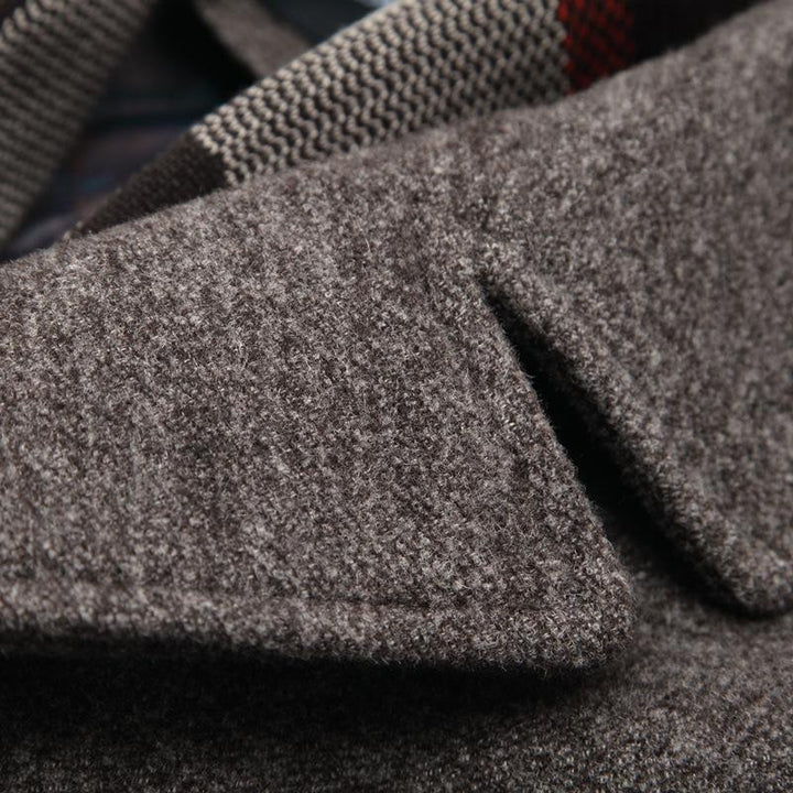 Stijlvolle herenmantel, enkelvoudige sluiting, tijdloze elegante winterjas voor dagelijks gebruik.