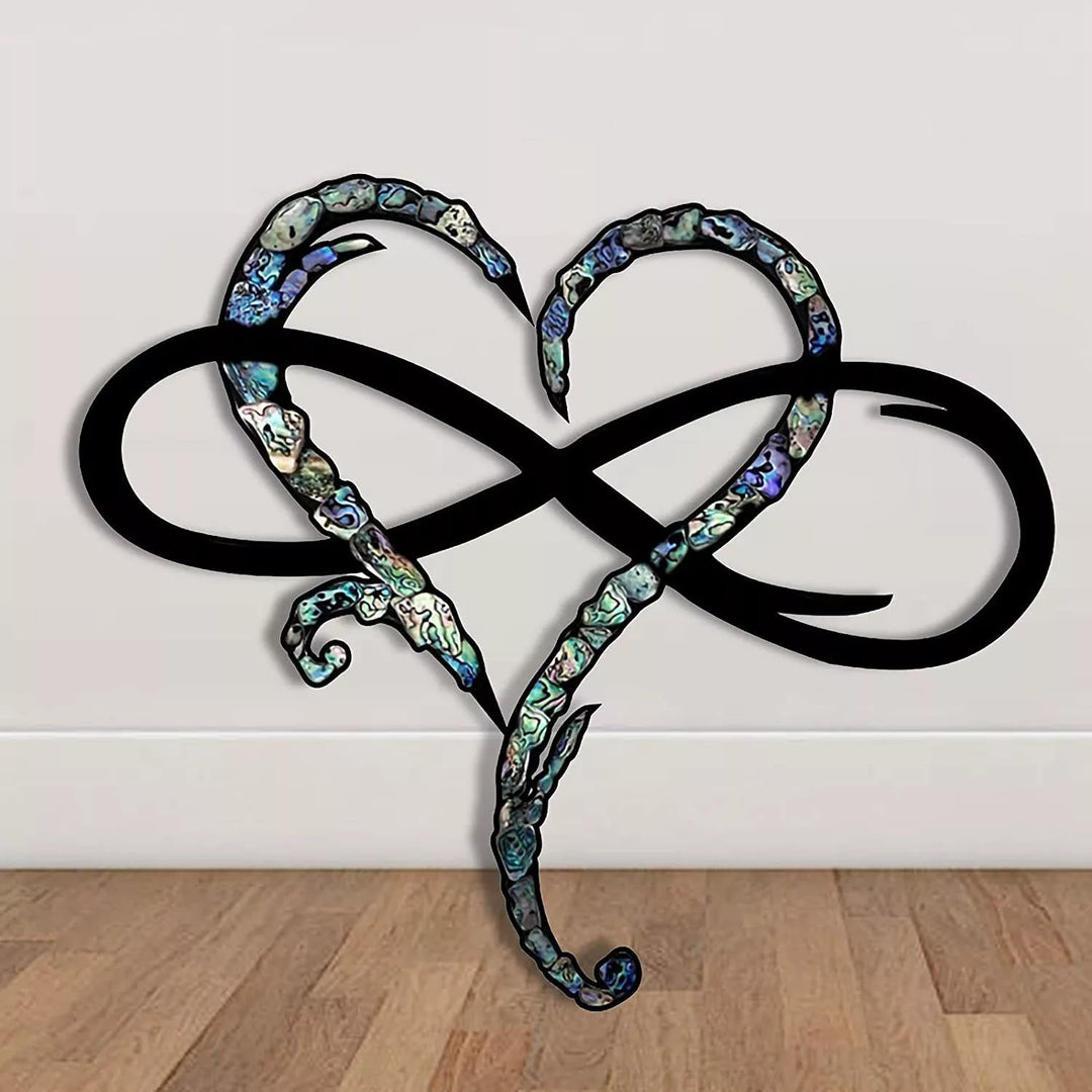 Elegante muurdecoratie Oneindig Hart van zwart ijzer, modern liefde symbool voor je interieur.