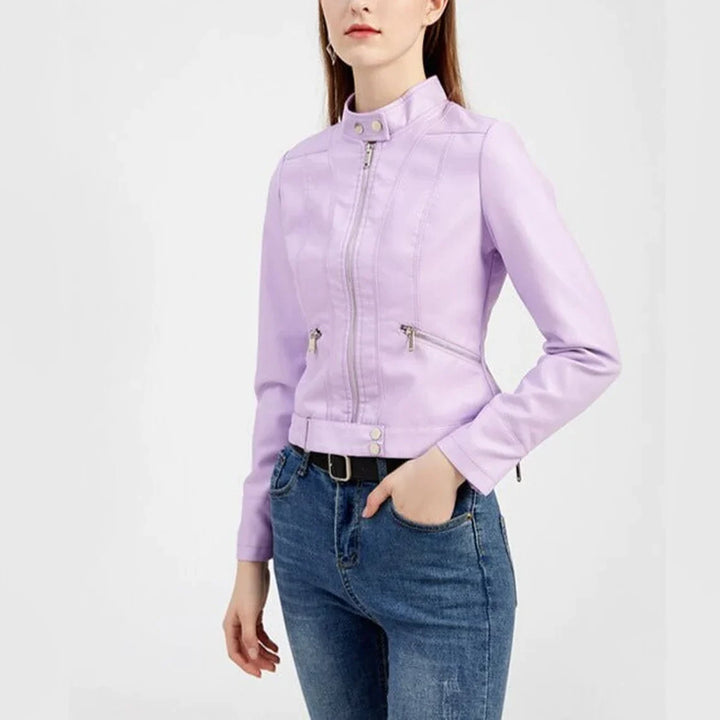 Winterjas dames, elegant en praktisch. Modern design, comfortabele ritssluiting.