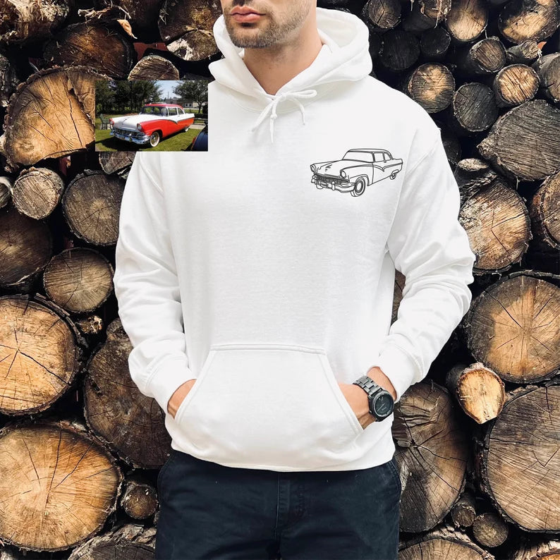 Gepersonaliseerde unisex hoodie met auto borduurwerk, perfect cadeau voor autoliefhebbers.