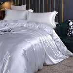 150cm hoeslaken + Dekbed 200x 230cm + 2x kussensloop