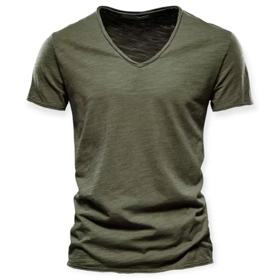 Hoogwaardig heren T-shirt met V-hals, zacht en ademend, geschikt als veelzijdige basiskleding.