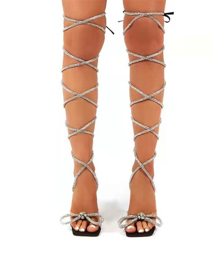 Zwarte Dames Dazzling Dakota hoge hakken, sexy bandjes hakken, ideaal voor een avondje uit.