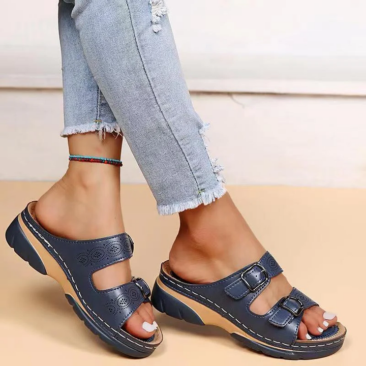 Lichtgewicht dames comfortsandalen met gelzool voor dagelijks gebruik. Biedt stabiliteit en verlichting bij voetpijn.