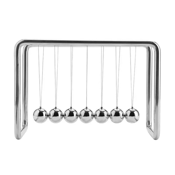Rustgevende Newton's Cradle balans ballen voor bureau decoratie, perfect voor ontspanning en focus op kantoor.