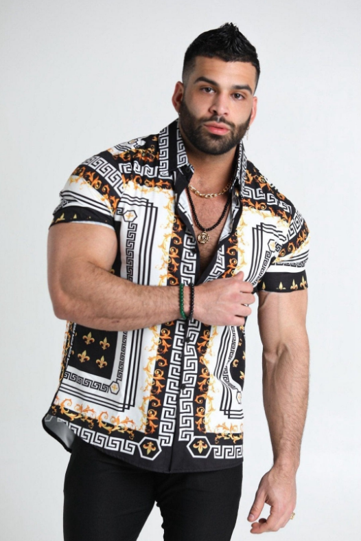Trendy Fabian zomerblouse voor heren, perfect voor festivals, feesten en warme dagen. Comfortabele en unieke zomerkleding.