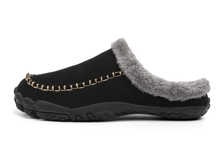Stijlvolle heren pantoffels die comfort en warmte bieden; perfect als binnenschoenen.
