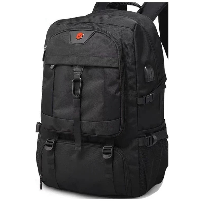 Ruime laptoptas/reisrugzak met USB oplaadpoort voor georganiseerd reizen. Perfect voor stedentrip en avontuur.