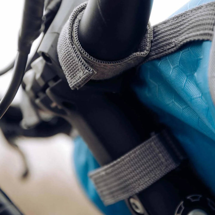 Slimme waterdichte fietstas met touchscreen functie. Houd je telefoon veilig en toegankelijk tijdens elke fietsrit.