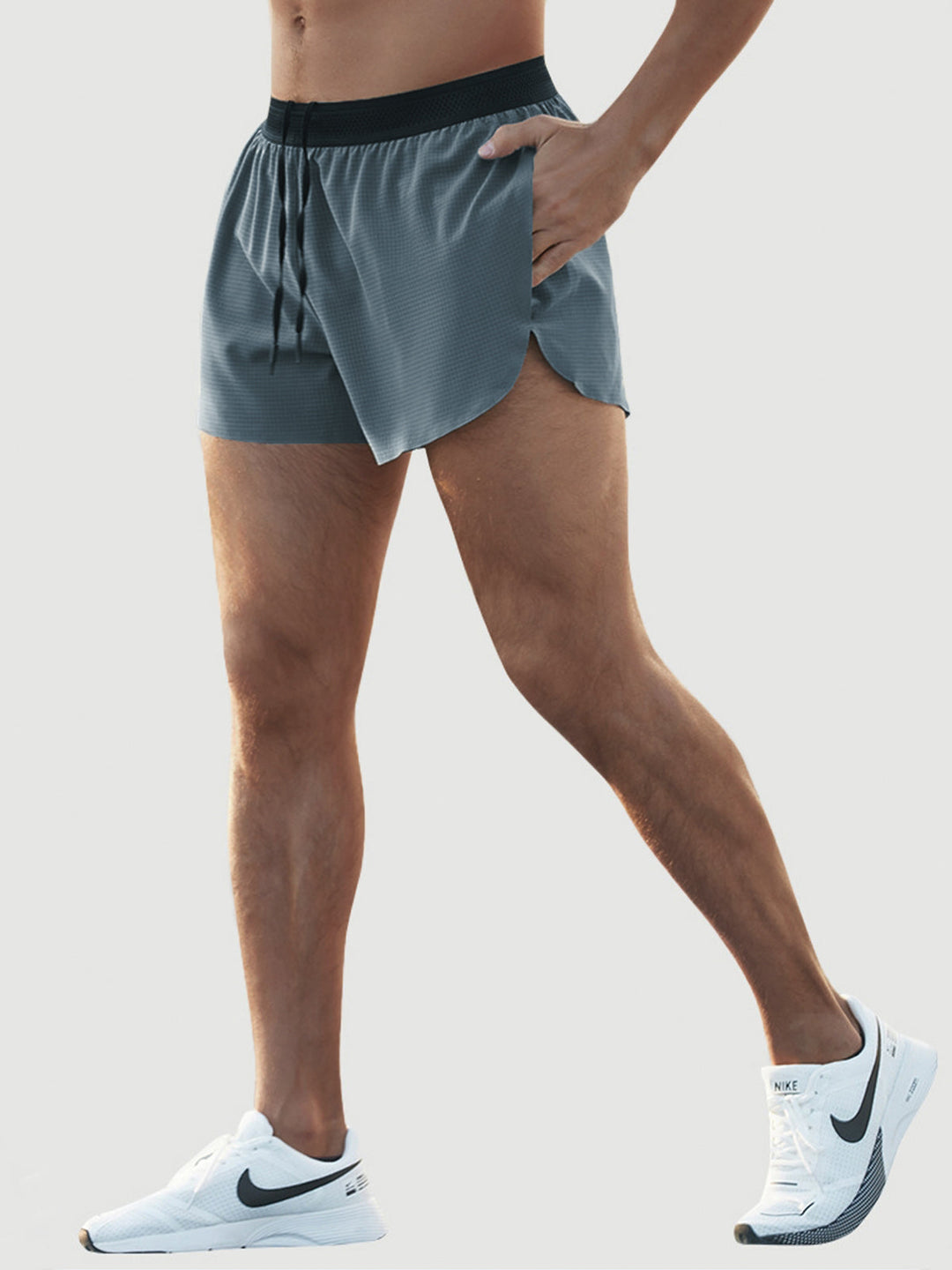Essentiële VelozFit heren sportshorts voor hardlopen, lichtgewicht en flexibel voor optimale prestaties.