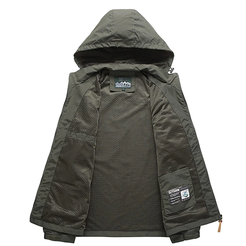 Grijze militaire jas voor heren, waterdicht en ademend, ideaal voor outdoor activiteiten.