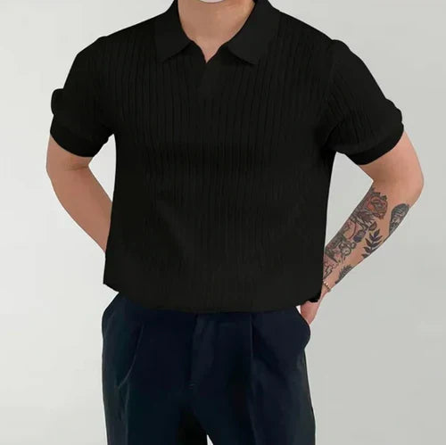 Heren poloshirt met open hals, casual en stijlvol, perfect voor veelzijdige lentekleding en zomeroutfits.