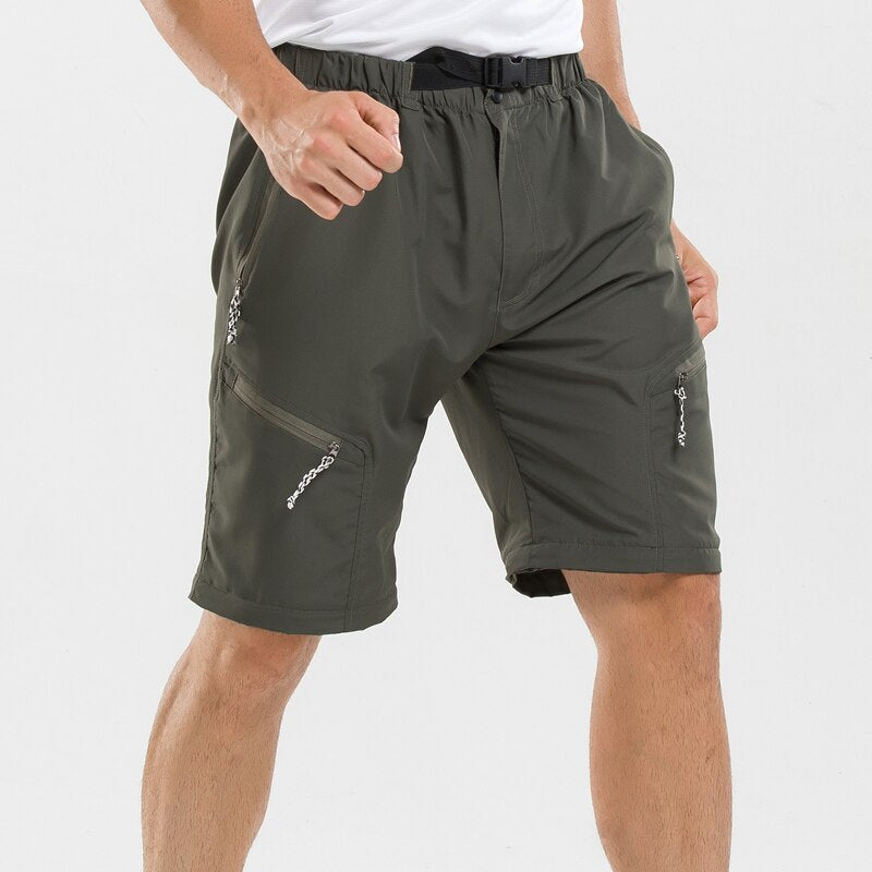 Lichtgewicht reisbroek voor heren, afritsbaar tot short. Ideaal voor vierseizoenen reizen, van bergen tot stad.