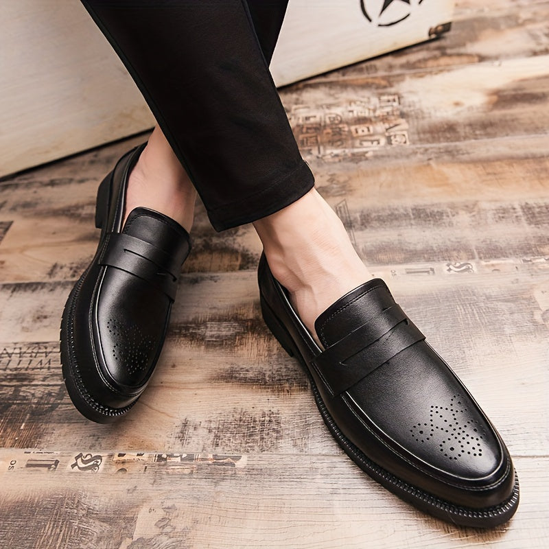 Tijdloze heren penny loafers met brogue voor optimaal comfort en een nette, klassieke uitstraling.