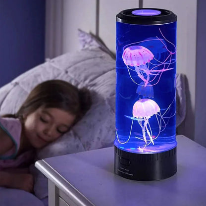 "Jellyfish tafellamp met kleurrijk LED-licht, realistisch bewegende kwallen, creëert rustgevende oceaansfeer voor thuis."