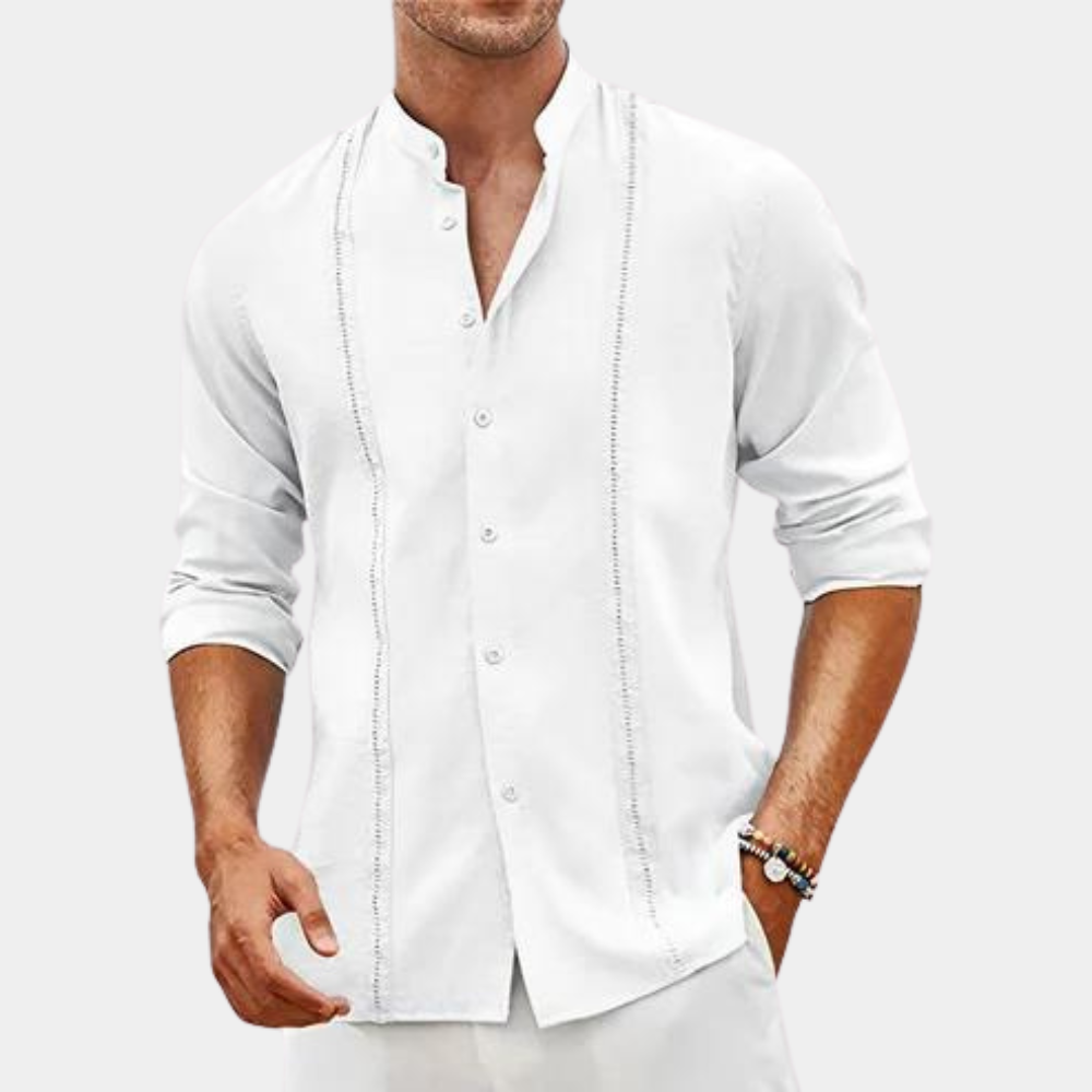 Elegant slim fit heren overhemd, perfect voor zakelijk en casual. Stijlvol wit shirt voor modebewuste mannen.