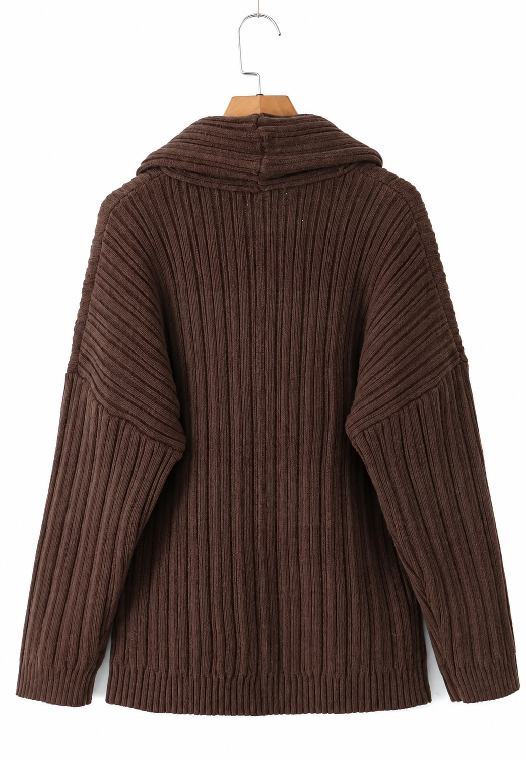 Veelzijdige asymmetrische damestrui met blote schouder. Stijlvolle en comfortabele pullover voor elke gelegenheid.