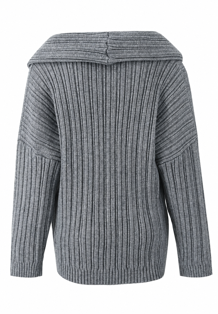 Stijlvolle damestrui met blote schouder en asymmetrische snit. Elegante en trendy mode pullover voor dames.