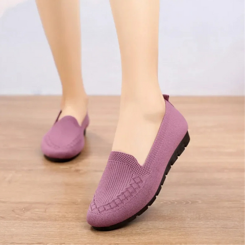 Comfortabele dames instap loafers, perfect voor casual dagelijks gebruik. Stijlvol en gemakkelijk aan.