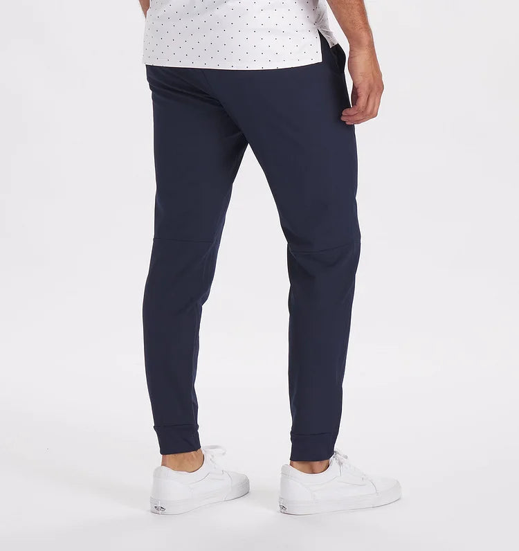 Warme heren chino met stretch, essentieel voor winterse casual of smart-casual looks.