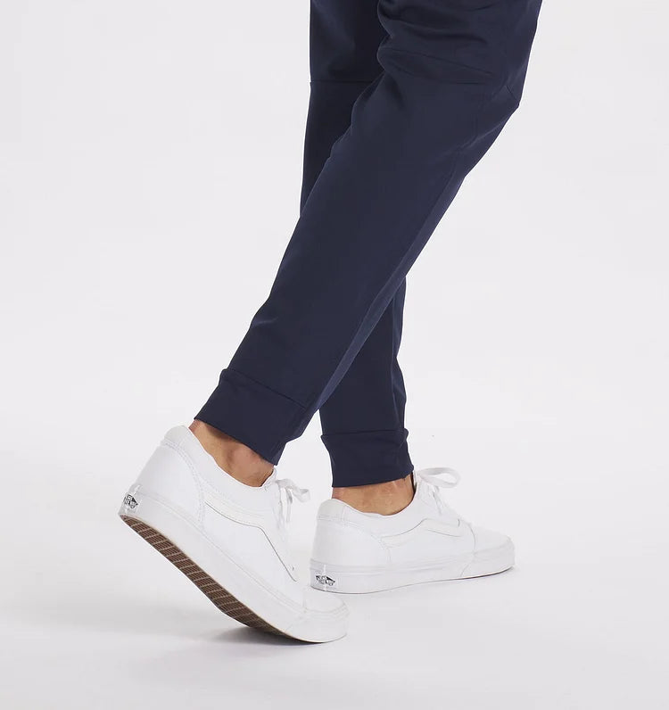 Slimfit katoenen stretch chino broek voor heren, comfortabel en ideaal voor de winter.