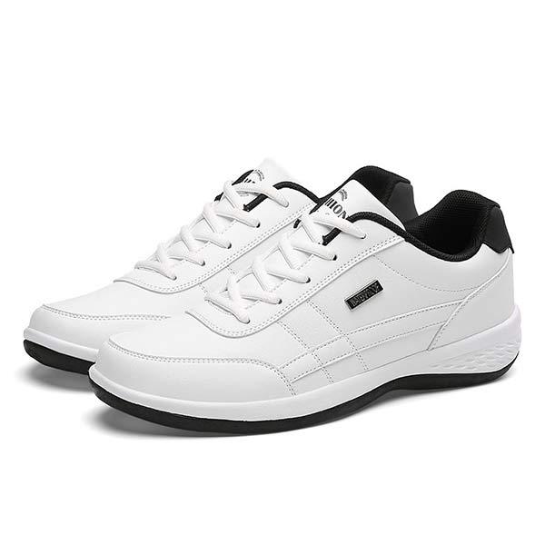 Ademende ultralichte herensneakers, ideaal voor dagelijks comfort en casual activiteiten, met stevige vetersluiting.