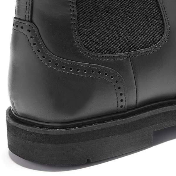 Veelzijdige James heren Chelsea boots, verkrijgbaar in khaki en zwart, voor elke stijlvolle gelegenheid.