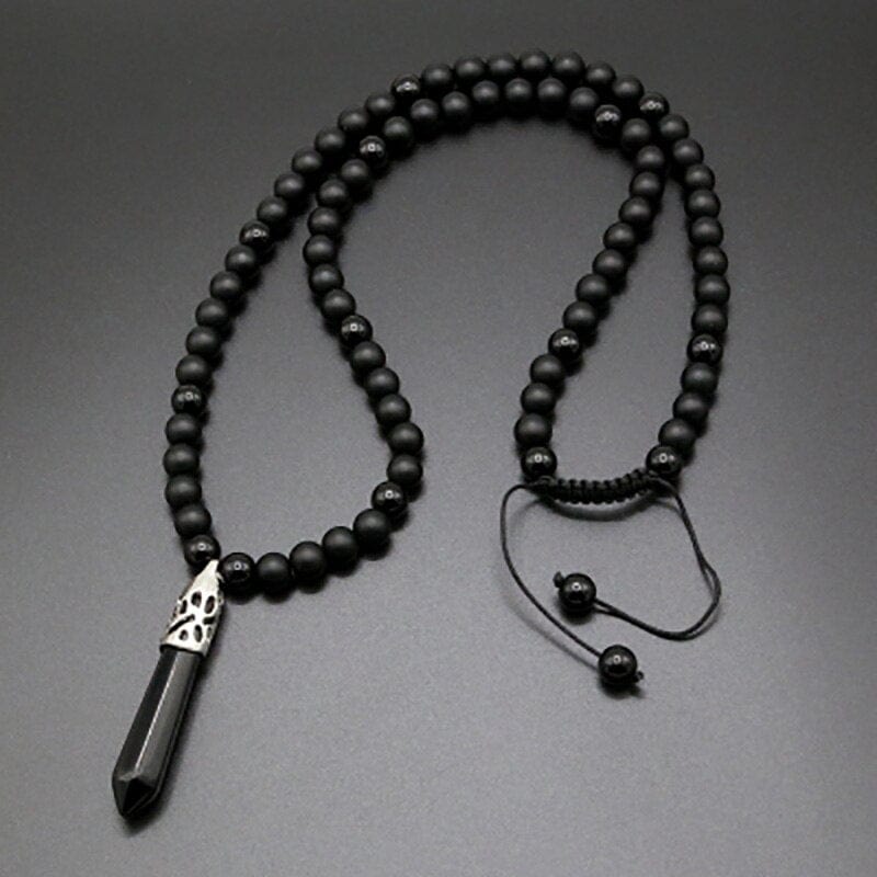 Handgemaakte Onyx Mala Halsketting met 108 kralen. Spiritueel sieraad voor focus en bescherming tijdens meditatie.