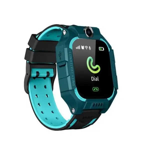 Blauw kinderhorloge met ingebouwde GPS-tracker. Houd contact met uw kind via dit veilige smartwatch polshorloge.