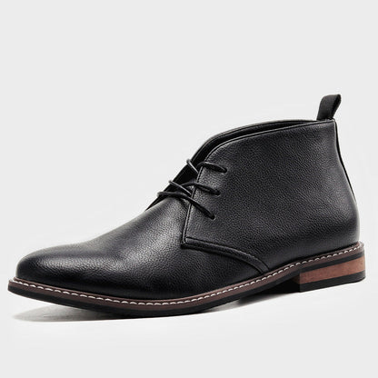 Klassieke desert boots voor heren in bruin suède, stijlvol en comfortabel met slipvaste zool, perfect voor elke gelegenheid.