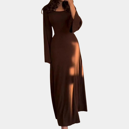 "Klassieke zomerjurk voor dames, maxi-lengte, verkrijgbaar in abrikoos, roze, wit, lichtblauw, elegant en chic ontwerp."