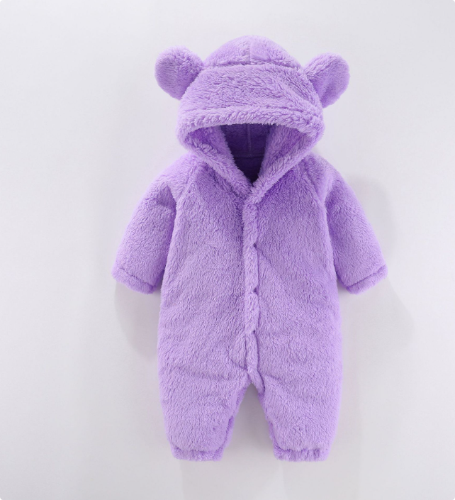 Warme baby fleece romper met capuchon en lange mouwen, perfect voor koude dagen. Zacht en ademend.