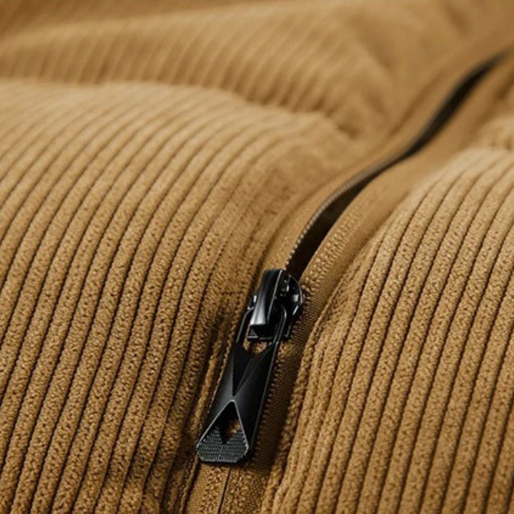 Winterse warmte met dit stijlvolle corduroy herenvest, perfecte bovenkleding voor mannen.