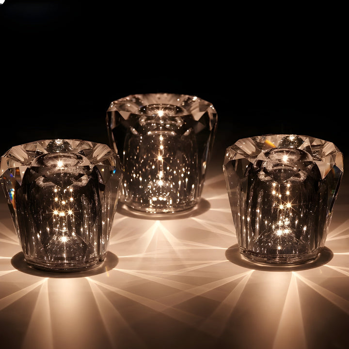 Trendy draadloze LED tafellamp, kristal design, USB oplaadbaar, voegt sfeer toe.