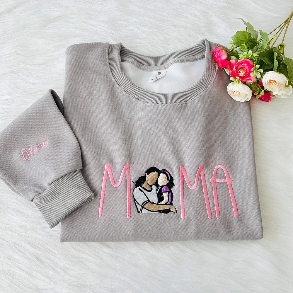 Dames gepersonaliseerde hoodie met geborduurd portret, perfect cadeau voor haar.