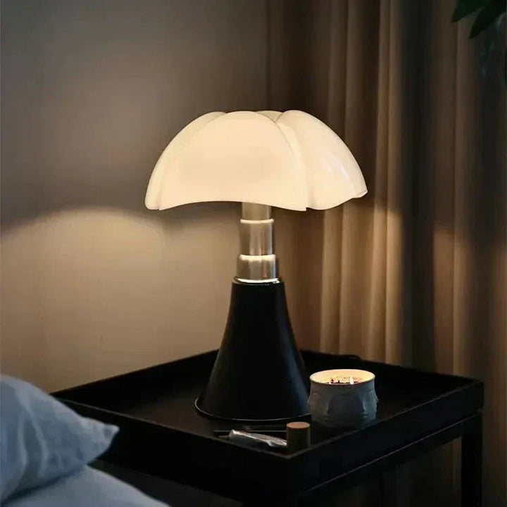 Design LED leeslamp in retro stijl, ook perfect als sfeervolle decoratieve tafellamp.