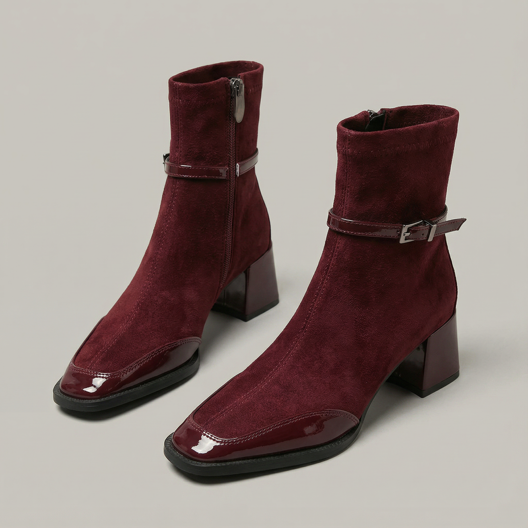 Rode orthopedische dames enkelboots met vierkante neus, comfort en stevige blokhak.