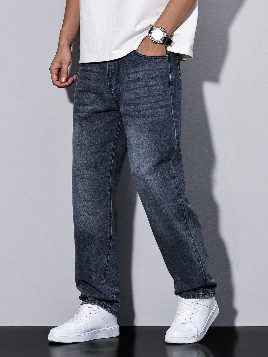 Casual herenjeans met rechte pijpen voor een ontspannen look.