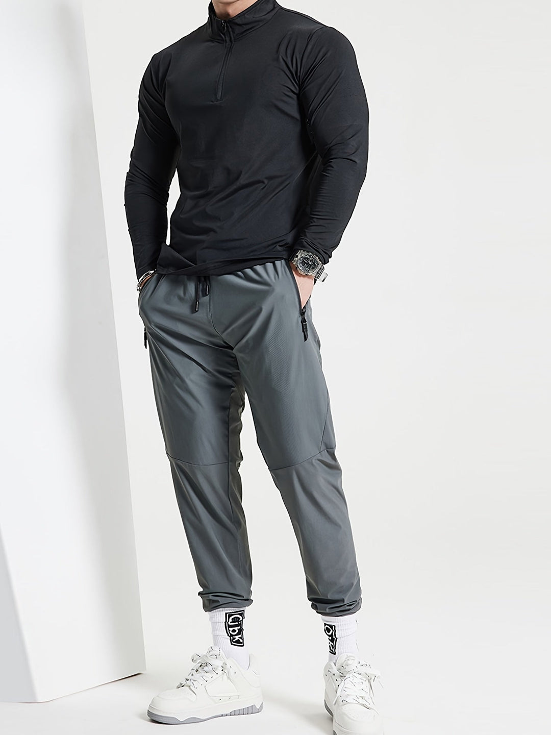 Casual heren T-shirt: slim-fit henleyshirt met lange mouwen, opstaande kraag en moderne halve rits.